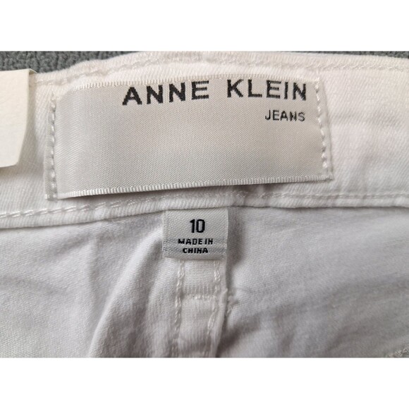 Anne Klein Women’s White Bermuda Shorts Size 10 NWT Pockets 4” Inseam - Picture 7 of 16